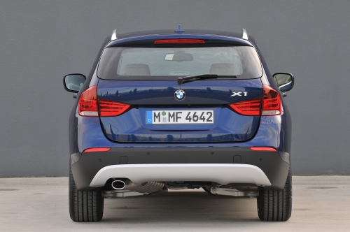 BMW X1 2010 atrás