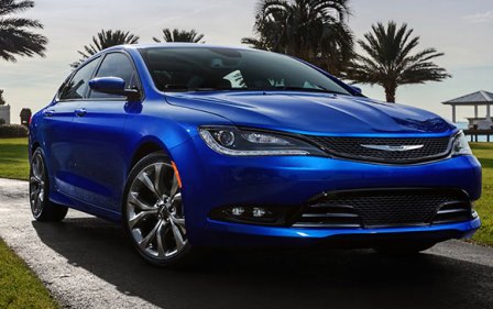 Chrysler 200 2015 frente lateral azul