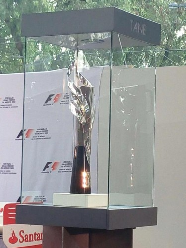 F1 GP Mex trofeo