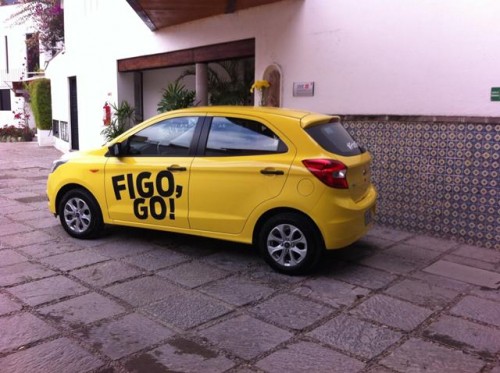 Ford Figo prueba lateral