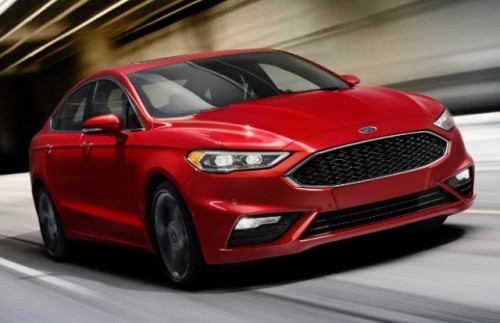 Ford Fusion 2017 frente lateral