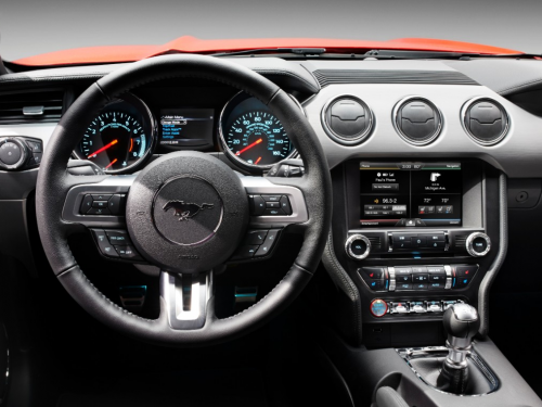 Ford Mustang 2015 tablero