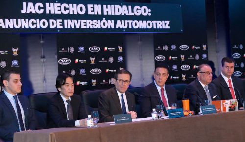 Autos chinos con el sello Hecho en México.