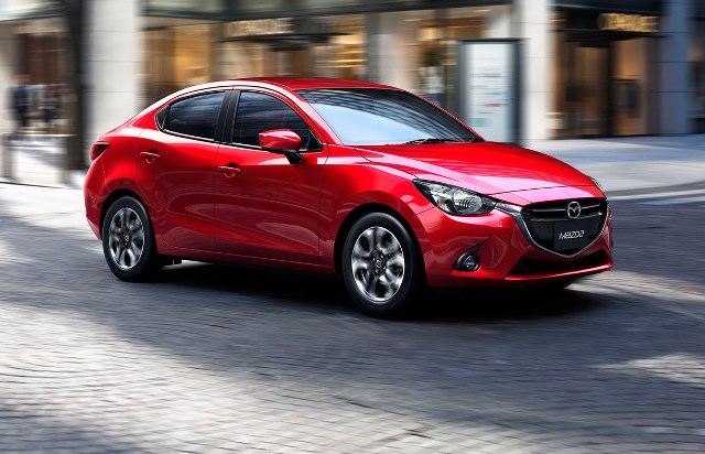  Mazda 2 sedán 2019.– Con seis bolsas de aire en $242,900 y hasta $292,900  en julio – ALVOLANTE.INFO