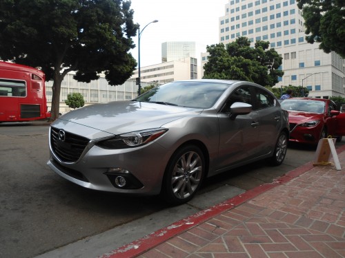 Mazda 3 2014 Hatch San Diego frente lateral