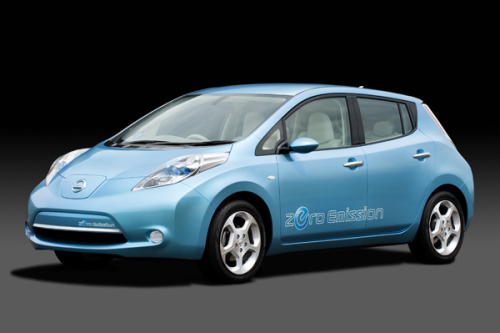 Nissan eléctrico LEAF presentado Ago 1 09