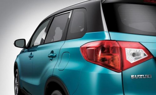 Suzuki Vitara 2016 atrás lateral detalle